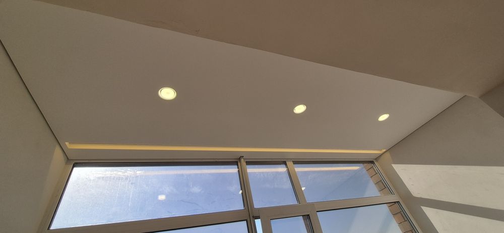 Натяжные потолки !