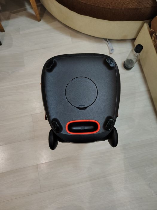 Продавам JBL partybox 310