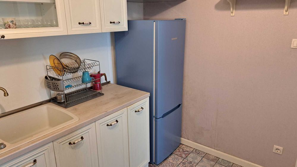 Дава се под наем Тристаен апартамент в София, Лозенец - 103 кв.м за 750 € - Снимка #17