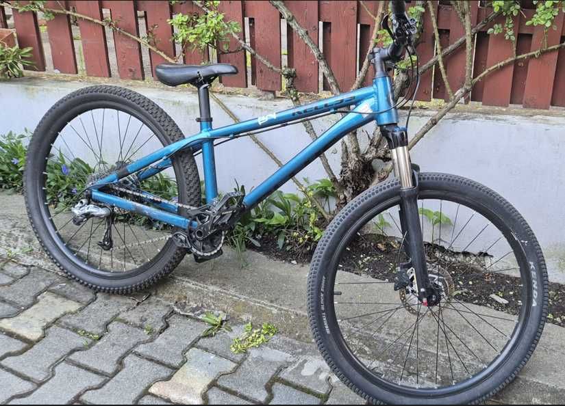 Bicicleta dirt jump KELLYS WHIP 50