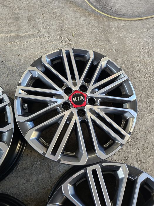 Джанти 18 / 5х114,3 - Kia GT и др. 5x114,3