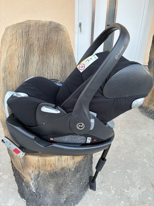 Cybex Cloud Q стол за кола с izofix база