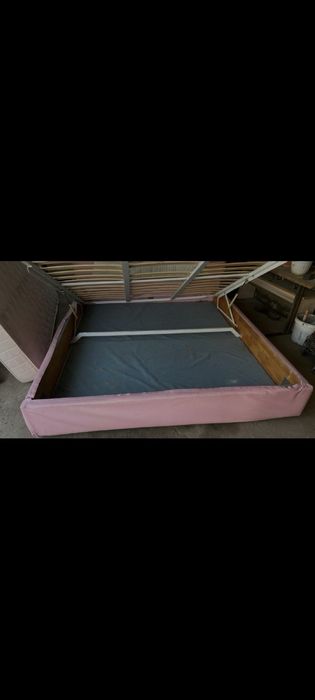Двухспальный кровать с матрастом