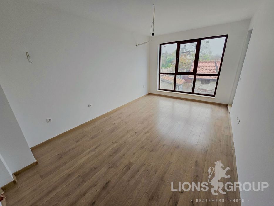 Продава се Двустаен апартамент в Варна, Бриз - 62 кв.м за 1398 €/кв.м - Снимка #4