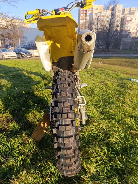 Продавам двата кроса