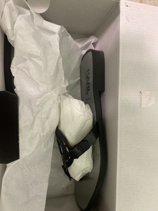 Кожени чехли Karl lagerfeld