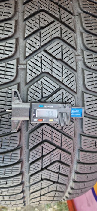 2 Anvelope Pirelli 275 55 R19 M+S . MO.