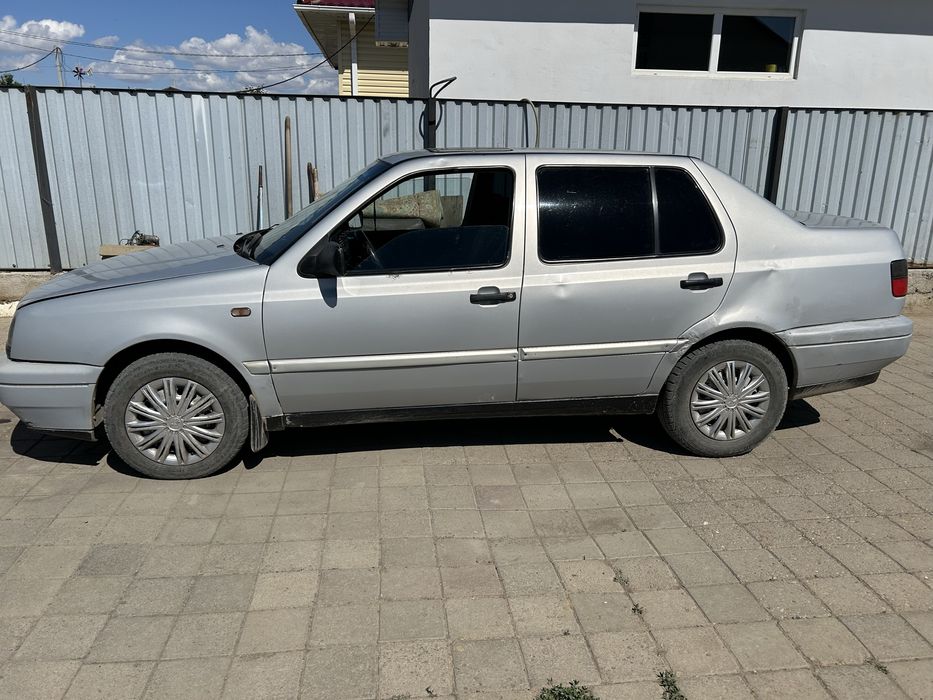 Продам машину вольцваген вента