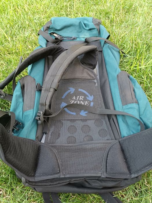 Vând rucsac pentru drumeție.