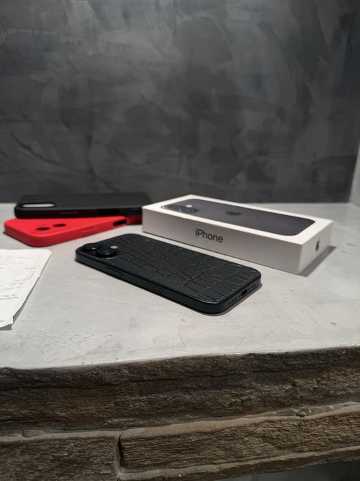 КАТО ЧИСТО НОВ Iphone 16, 100% батерия Black