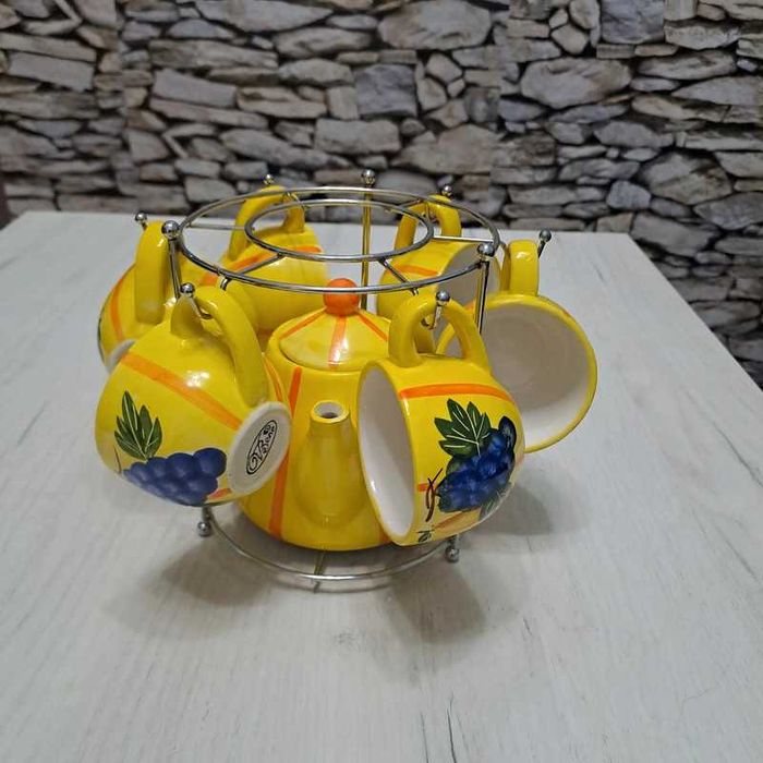 set cani cu farfurii model  struguri,pere nou