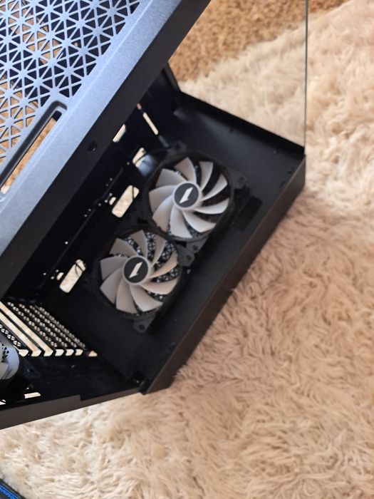 1stPlayer MIKU Mi7-A, mid-tower в черно с прозрачен/стъклен страничен