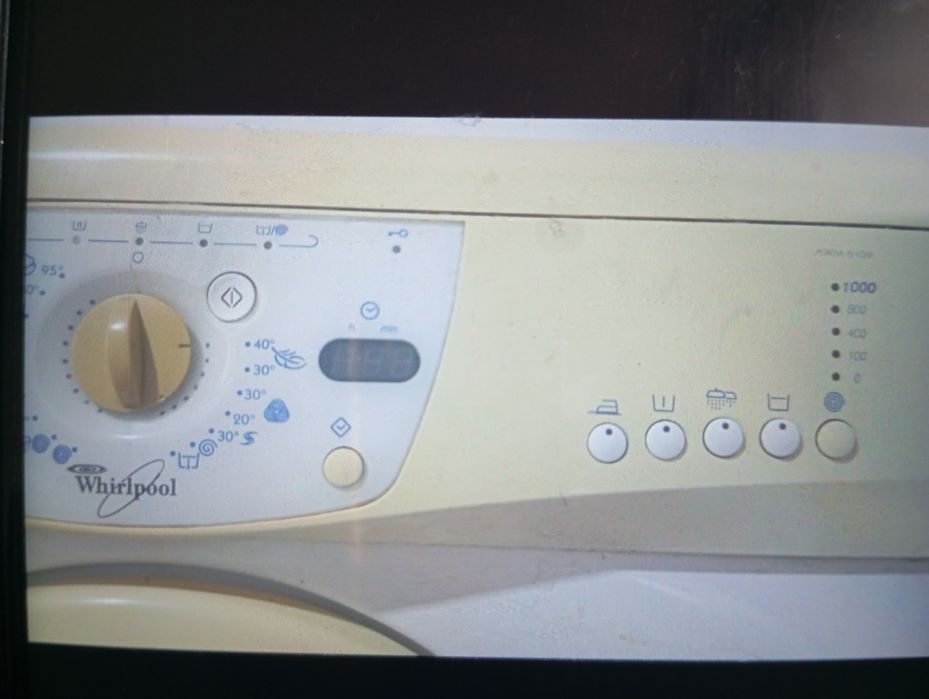 Продам стиральную машинку Вирпул.