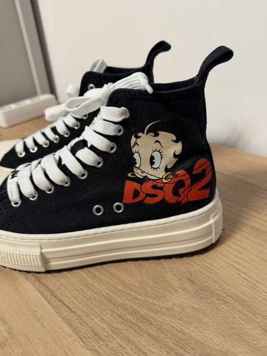 Дамски кецове Dsquared