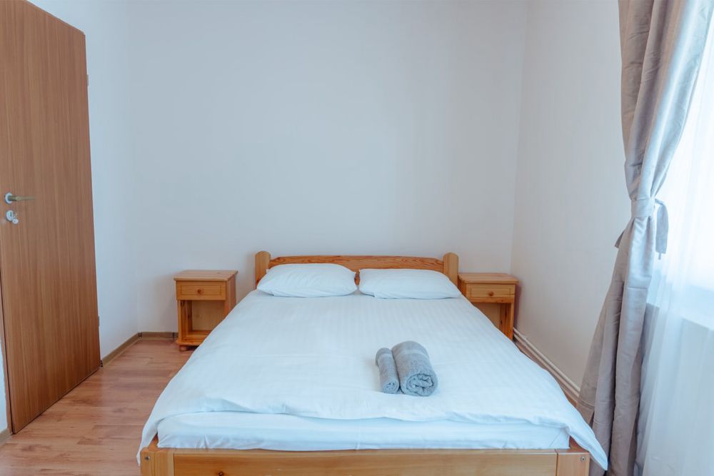 Cabana de inchiriat 25pers jacuzzi inclus