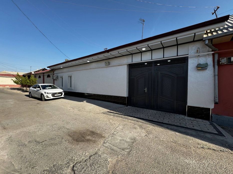 Срочно уй сотилади