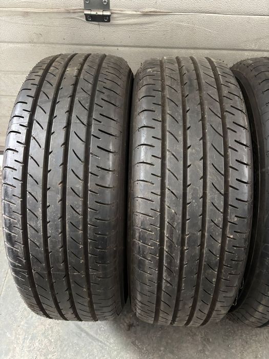 225 60 18 Yokohama 99% nerulate.