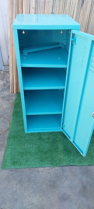 Метални шкафчета