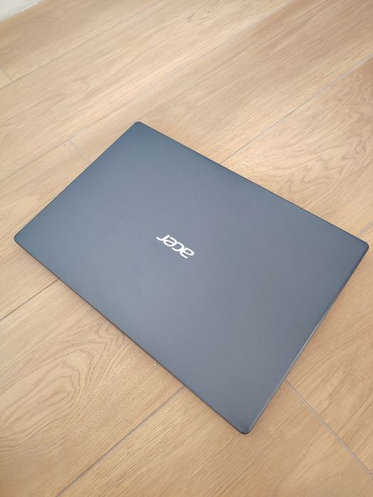 Acer note book satiladi