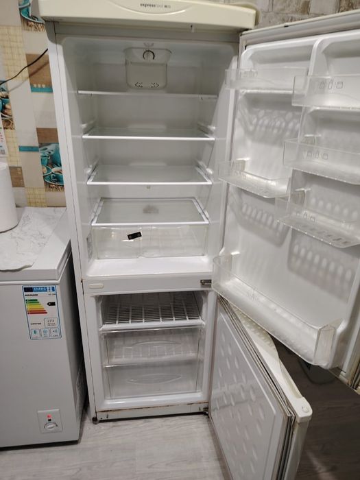 Продам б/у холодильник