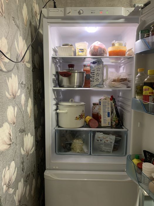 Продам холодильник