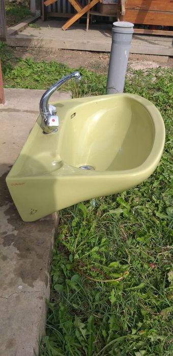 Chiuvete  ptr. baie cu baterie OFERTA