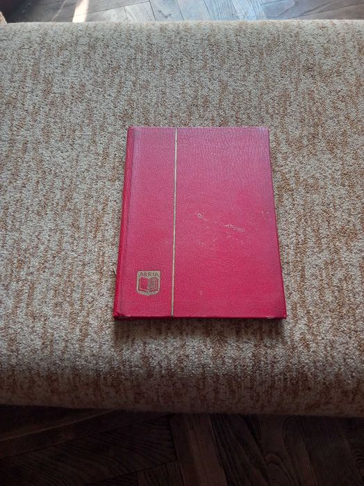 Марки и класьори