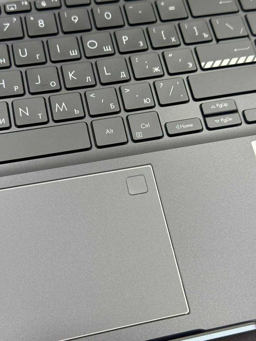 Asus VivoBook 15 OLED X1505VA-L1638 i9-13900H/16GB DDR4/512GB SSD/OLED