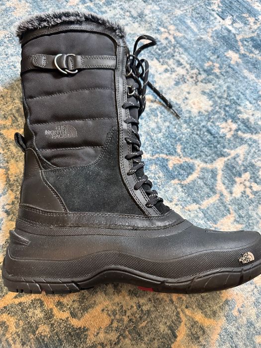 Утеплённые непромокаемые женские сапоги The North Face, 39 размер
