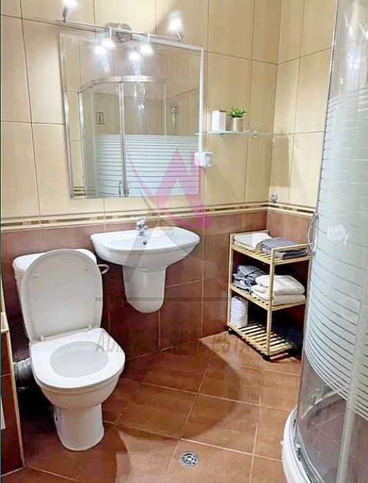 Дава се под наем Тристаен апартамент в Варна, Гръцка махала - 130 кв.м за 1023 € - Снимка #5