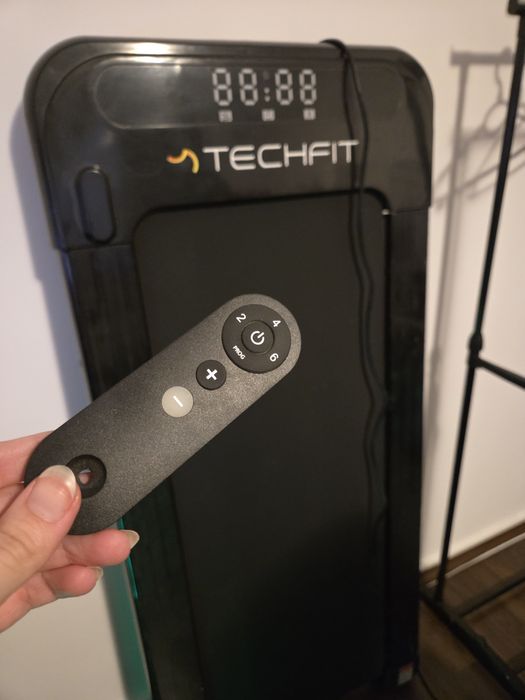 Banda de alergare/mers TECHFIT