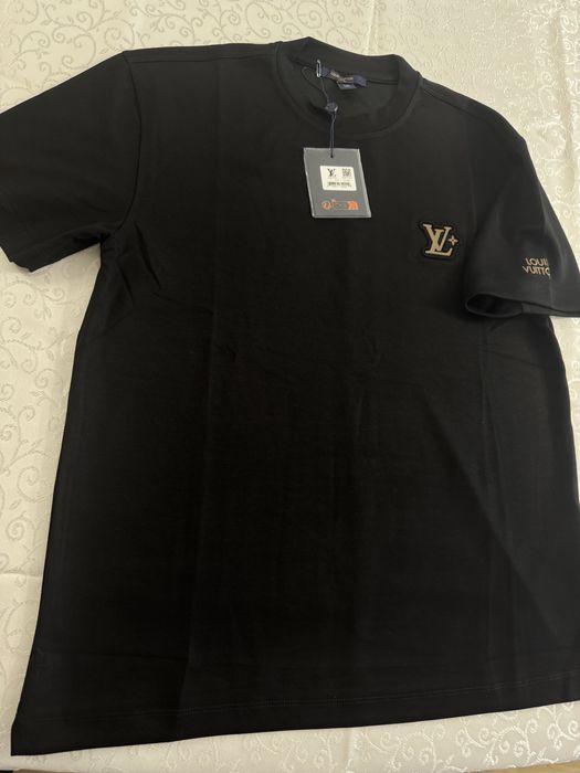 Louis Vuitton-Оригинална чисто нова мъжка тениска М размер