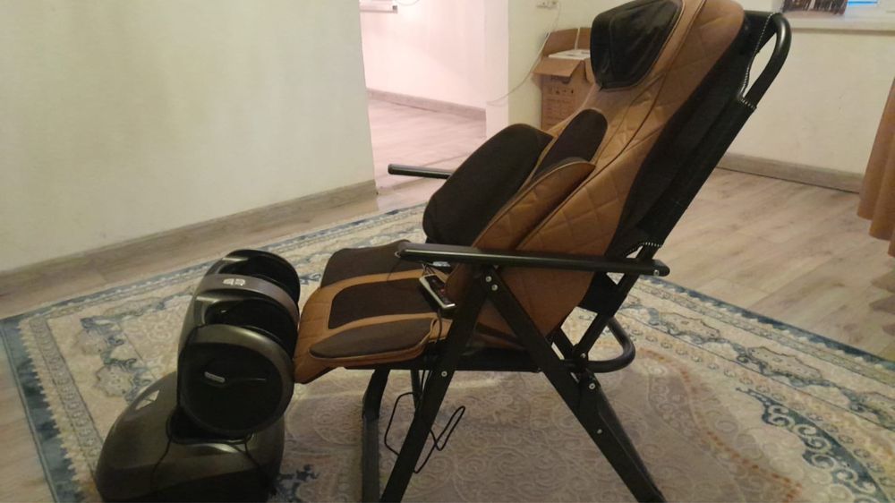 Массажное кресло