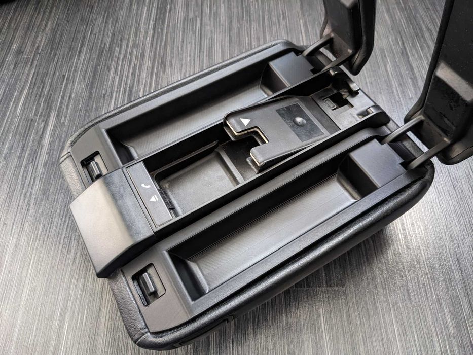 BMW E38 - аксесоари, поставки за чаши, къпхолдъри и др.