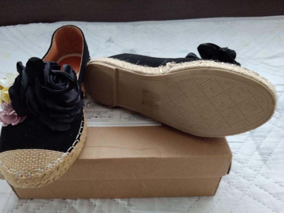 Дамски кларкове с цветя