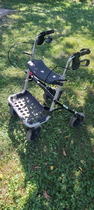 Rolator pliabil cu 4 roti / Cadru de mers