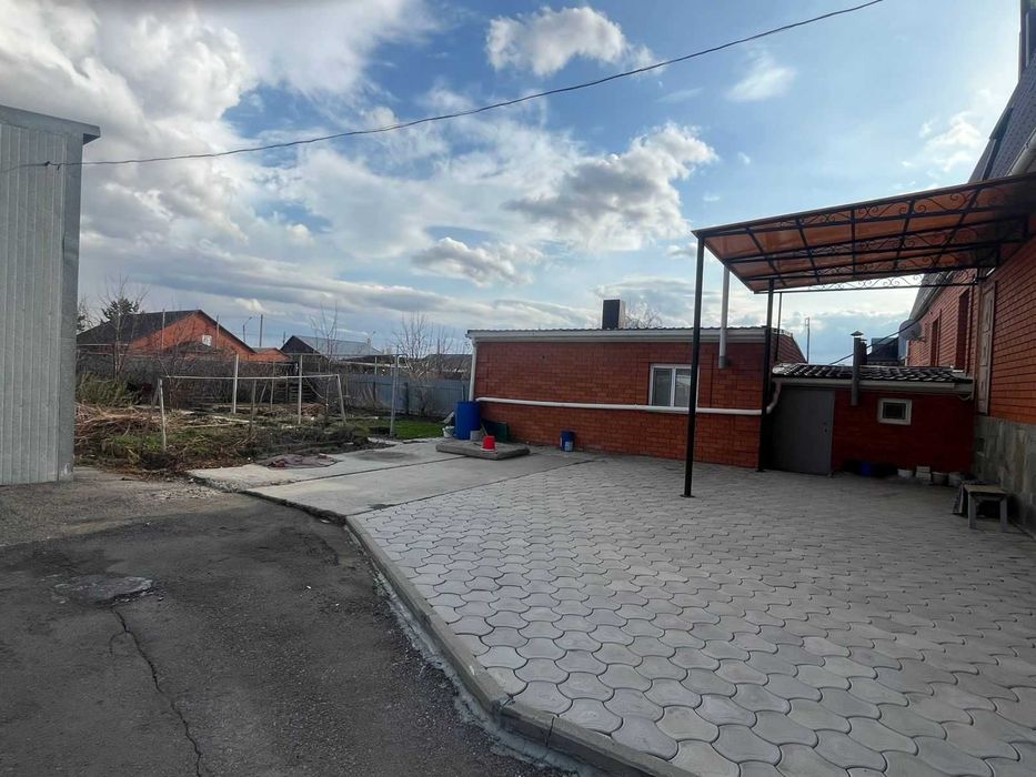 Продается коттедж  недалеко от мкр. Береке