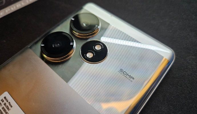 Realme GT 6T (12/256GB) (Liber de rețea)(Ca Nou!)