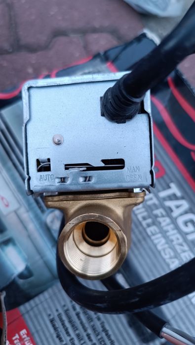 Valva motorizata dublu sens Honeywell