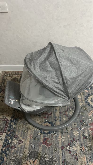 Продам шезлонг качалку