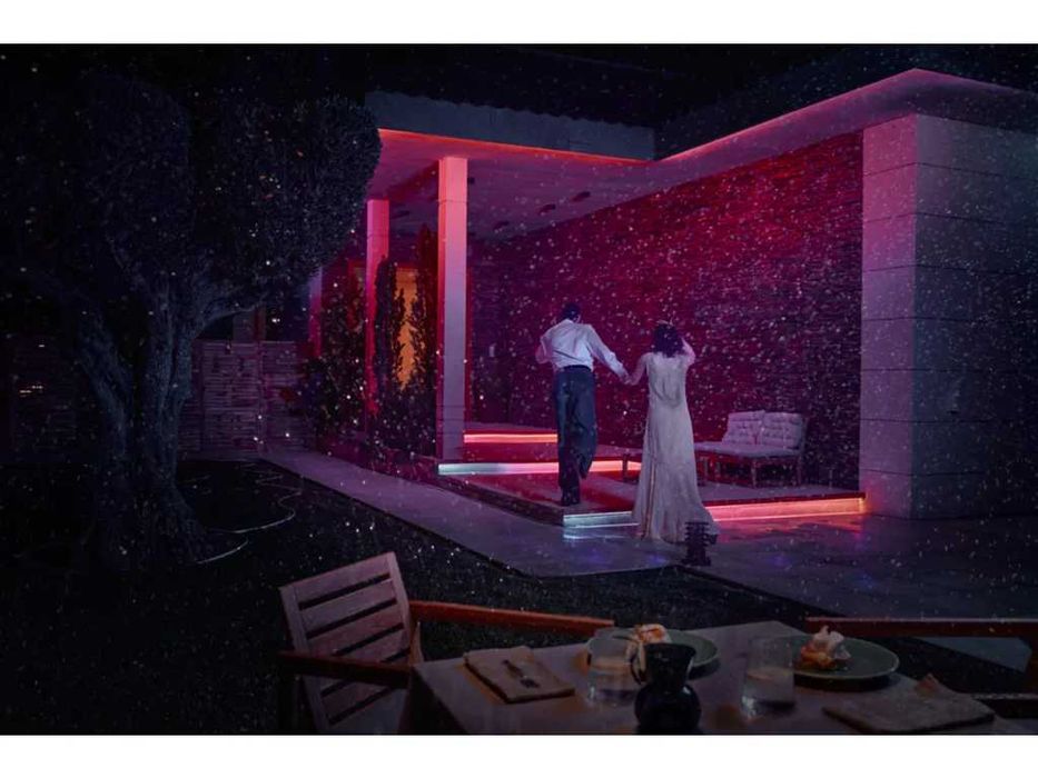 LED лента Philips Hue Flux Outdoor Strip Light 5 м