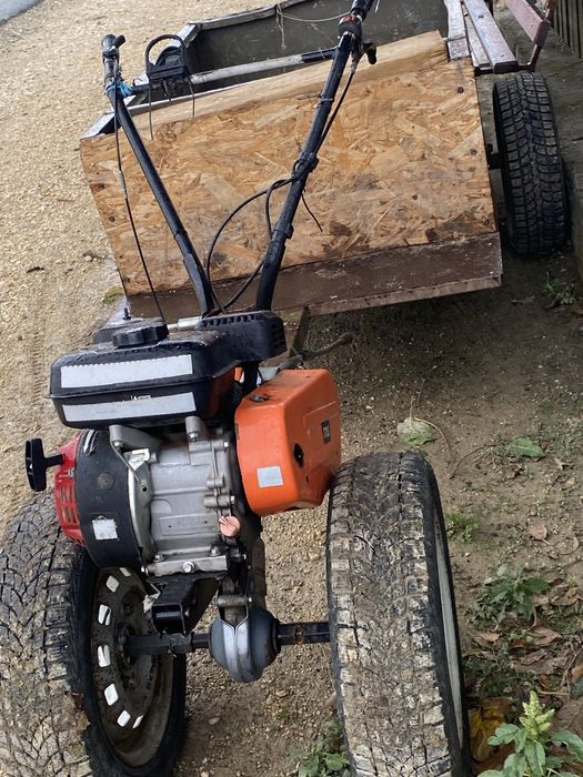 Motocultor de vînzare se vinde foarte urgent pret 2000