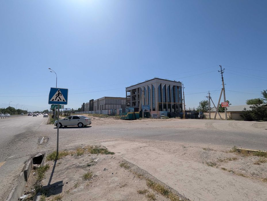 Участок 25 сот Новый Ташкент, вдоль трассы Янги Узбекистан