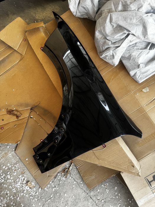 Продаю крыло Передний левый на BMW X7