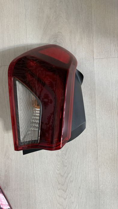 Задний фонарь для Киа К5 продаю