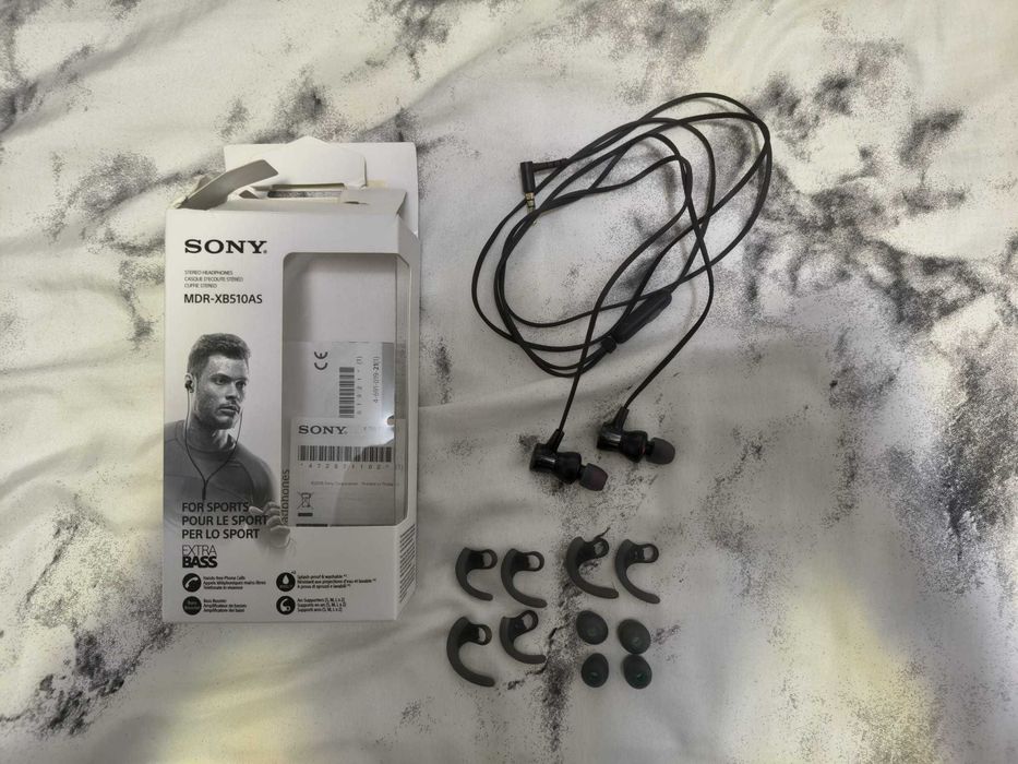 Căști sport cu fir Sony, negru