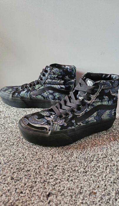Vans platform limited edition sneakers 35