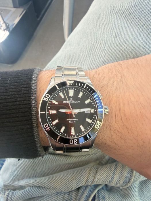 Часы Jacques Lemans 1-2131 Hybromatic.