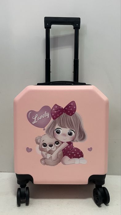 Детски куфар от полипропилен ( с безплатна доставка )