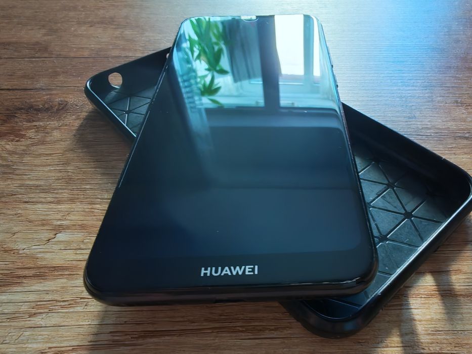 Huawei Y6s cu Google Services (boxa portabila cadou si cablu HDMI)